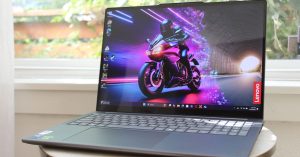 Lenovo Yoga Pro 9i: Đẳng Cấp MacBook Pro với Giá Rẻ Hơn