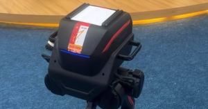 ĐH Bách Khoa Hà Nội: Dán logo lên Robot Trung Quốc - Nói gì?