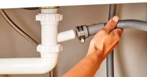 Khám Phá Cách Vệ Sinh Đường Ống Thoát Nước Hiệu Quả Từ Bồn Rửa Bát