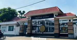 Giáo viên yêu cầu học sinh viết 'người nghi ngờ': Ý kiến trái chiều từ dư luận