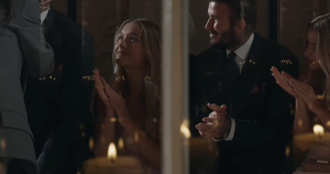 25 Năm Hạnh Phúc Của David Và Victoria Beckham: Nhìn Ảnh Mặt Harper Đáng Yêu Bên Cạnh Cặp Đôi Tiêu Biểu