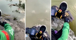 Xe điện đi xa nhất Việt Nam: Tư bề là nước, tài xế vận vô tư chở khách "qua sông" tại TP.HCM