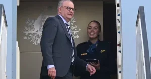 "Đặt vé máy bay chợ thủ tục Úc hạng ghế khẩn cấp tại Mỹ"