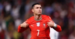 "Ronaldo Vượt Xa Messi, Lập Kỷ Lục Mới Tại World Cup"