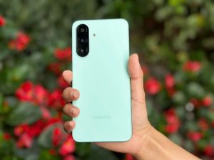 Crown Hoa Hậu: Điện Thoại Galaxy A26 5G Giá Mềm, Tính Năng Awesome Intelligence Cực Duy Nhất Dành Cho Gen Z!