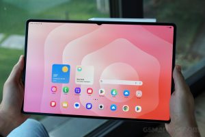 Đánh Giá Galaxy Tab S11 Ultra: Máy Tính Bảng Mỏng Nhất So Với iPad Pro M4