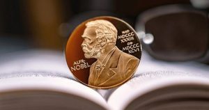 Cuộc đua giành Giải Nobel Vật lý 2025: Ai sẽ tỏa sáng?