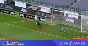 "Ronaldo Gây Chấn Động Khi Không Từ Bỏ Khoảng Cách 1 Mét Trong VIDEO Đặc Biệt"