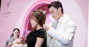 Soobin Gây Chấn Động với Bộ Áo Trắng Đầy Màu Sắc, Làm Nấc Thang Mới Trong Thế Giới Âm Nhạc