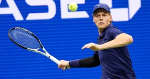 "Jannik Sinner: Nhiều Khả Năng Chiến Thắng Tại Paris Masters 2025"