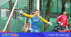 HLV Kim Sang Sik và chuyến xuất ngoại đầy cảm xúc cùng sao Việt