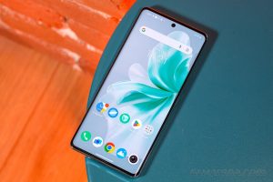 Vivo V30 5G: Đối thủ nặng ký của Galaxy S25 và iPhone 16!