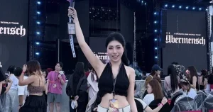 <p>Em gái Văn Toàn xinh như thiên thần khi tham dự concert G Em gái Văn Toàn xinh như thiên thần khi tham dự concert G