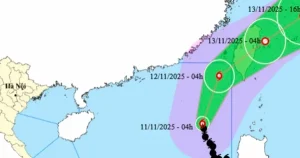 "Bão Fung Wong cấp 12 đổi hướng, khu vực nào sẽ bị ảnh hưởng?"