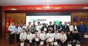 "Sinh viên Đại học Điện lực thuyết phục hùng biện về xe điện"