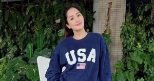 "Khánh Thi trở về từ nước ngoài: Sức khỏe ra sao sau chữa bệnh?"