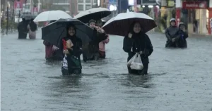 "Lũ lụt tàn khốc ở Malaysia: Gần 11.000 người sơ tán khẩn cấp"