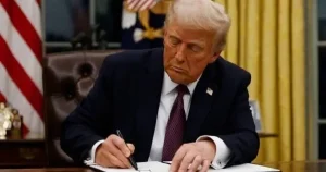 Mỹ: Tổng thống ký sắc lệnh tăng cường nghiên cứu AI