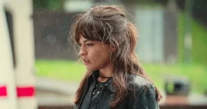 "Nghỉ 6 tháng để sửa lỗi sau khi xem phim Sex Education"