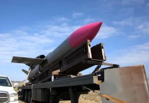 "Flamingo Ukraine: Tên lửa hành trình vượt trội hơn Tomahawk Mỹ?"