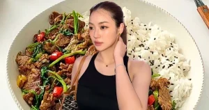 "Bữa cơm trẻ hóa cho phụ nữ U40: Khám phá bí quyết hấp dẫn"