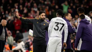 Amorim bị chất vấn về Mainoo: Những điều bất ngờ!