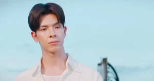 "Chiếc quần của Denis Đặng: Từ thời trang đến trò cười!"