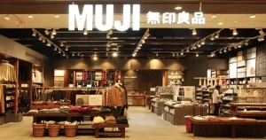 Muji thu hồi 600.000 xịt thơm phòng do nhiễm khuẩn nghiêm trọng!