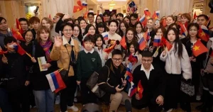 Đẩy mạnh chế tài để chấn chỉnh nghệ sĩ lệch chuẩn