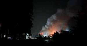 "Nhật Bản cảnh báo khẩn cấp sau trận động đất