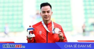 Thái Lan buộc VĐV 'diễn lại' vì nhầm cờ trong lễ nhận huy chương