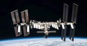 Khám Phá Trạm Vũ Trụ Quốc Tế ISS