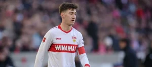 "Man United chú ý Angelo Stiller: Stuttgart ra giá mới"