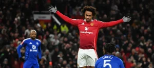 Joshua Zirkzee: Ngôi sao Man United bất đồng với INEOS về tương lai